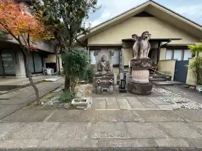 寿徳寺の{uncategorized: "未分類", other: "その他", undefined: "問題あり", building: "その他建物", grave: "お墓", sacred_gate: "鳥居", guardian: "狛犬", statue: "像", buddha: "仏像", history: "歴史", nature: "自然", garden: "庭園", animal: "動物", pagoda: "塔", temizu: "手水舎", mountain_gate: "山門・神門", sanctuary: "本殿・本堂", subordinate: "末社・摂社", art: "芸術", scenery: "景色", jizo: "地蔵", ema: "絵馬", goshuin: "御朱印", omikuji: "おみくじ", items: "授与品その他", amulet: "お守り", goshuincho: "御朱印帳", eats: "食事", festival: "お祭り", votive_dance: "神楽", shichigosan: "七五三参", wedding: "結婚式", experience: "体験その他", initially: "初詣", around: "周辺", anti_infection: "感染症対策"}