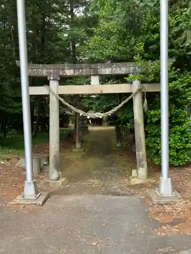 香取神社の{uncategorized: "未分類", other: "その他", undefined: "問題あり", building: "その他建物", grave: "お墓", sacred_gate: "鳥居", guardian: "狛犬", statue: "像", buddha: "仏像", history: "歴史", nature: "自然", garden: "庭園", animal: "動物", pagoda: "塔", temizu: "手水舎", mountain_gate: "山門・神門", sanctuary: "本殿・本堂", subordinate: "末社・摂社", art: "芸術", scenery: "景色", jizo: "地蔵", ema: "絵馬", goshuin: "御朱印", omikuji: "おみくじ", items: "授与品その他", amulet: "お守り", goshuincho: "御朱印帳", eats: "食事", festival: "お祭り", votive_dance: "神楽", shichigosan: "七五三参", wedding: "結婚式", experience: "体験その他", initially: "初詣", around: "周辺", anti_infection: "感染症対策"}