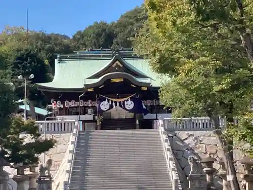 石清尾八幡宮の本殿