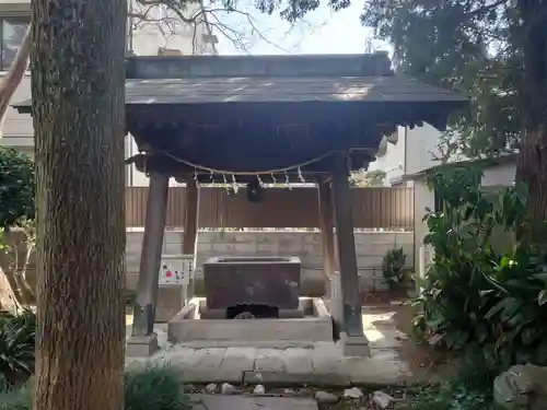 一山神社の手水舎