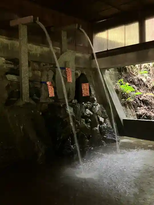 脳天大神龍王院(奈良県)