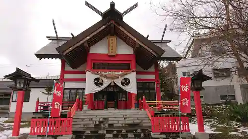 潮見ヶ岡神社の本殿