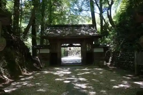 香積寺の山門