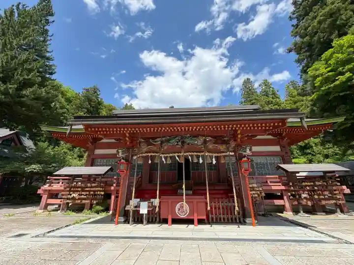 遠野郷八幡宮の{uncategorized: "未分類", other: "その他", undefined: "問題あり", building: "その他建物", grave: "お墓", sacred_gate: "鳥居", guardian: "狛犬", statue: "像", buddha: "仏像", history: "歴史", nature: "自然", garden: "庭園", animal: "動物", pagoda: "塔", temizu: "手水舎", mountain_gate: "山門・神門", sanctuary: "本殿・本堂", subordinate: "末社・摂社", art: "芸術", scenery: "景色", jizo: "地蔵", ema: "絵馬", goshuin: "御朱印", omikuji: "おみくじ", items: "授与品その他", amulet: "お守り", goshuincho: "御朱印帳", eats: "食事", festival: "お祭り", votive_dance: "神楽", shichigosan: "七五三参", wedding: "結婚式", experience: "体験その他", initially: "初詣", around: "周辺", anti_infection: "感染症対策"}