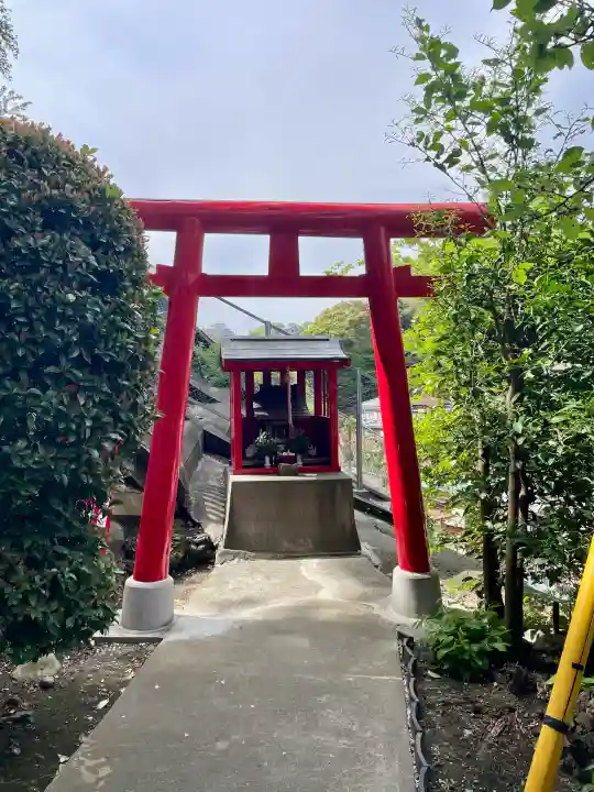 長光寺の{uncategorized: "未分類", other: "その他", undefined: "問題あり", building: "その他建物", grave: "お墓", sacred_gate: "鳥居", guardian: "狛犬", statue: "像", buddha: "仏像", history: "歴史", nature: "自然", garden: "庭園", animal: "動物", pagoda: "塔", temizu: "手水舎", mountain_gate: "山門・神門", sanctuary: "本殿・本堂", subordinate: "末社・摂社", art: "芸術", scenery: "景色", jizo: "地蔵", ema: "絵馬", goshuin: "御朱印", omikuji: "おみくじ", items: "授与品その他", amulet: "お守り", goshuincho: "御朱印帳", eats: "食事", festival: "お祭り", votive_dance: "神楽", shichigosan: "七五三参", wedding: "結婚式", experience: "体験その他", initially: "初詣", around: "周辺", anti_infection: "感染症対策"}