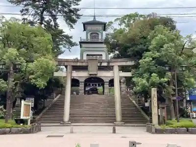 尾山神社の鳥居
