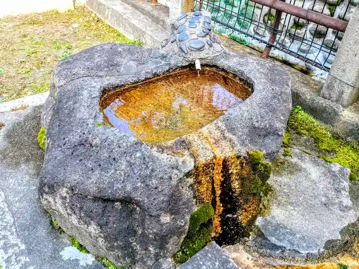厳島神社の手水舎