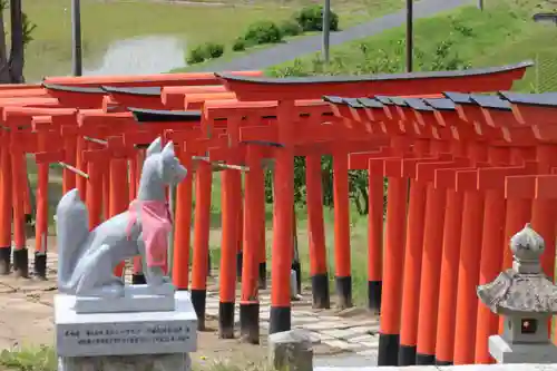 高屋敷稲荷神社の鳥居