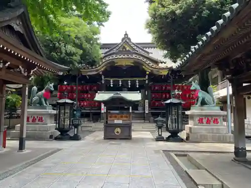 豊川稲荷東京別院の本殿・本堂