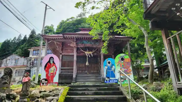 湯前神社の本殿・本堂