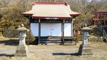 御﨑神社の本殿・本堂