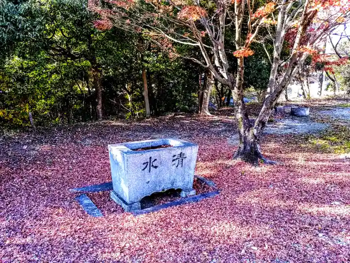 秋葉社の手水舎