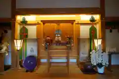 白根三吉神社の本殿