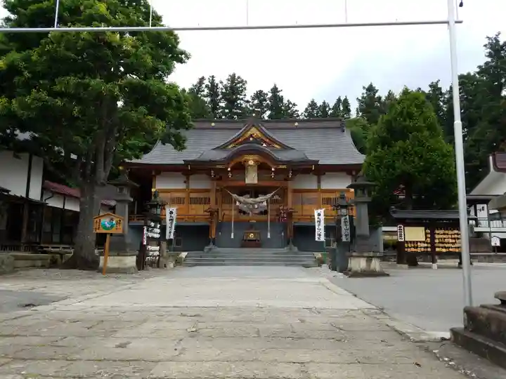 烏帽子山八幡宮の本殿・本堂