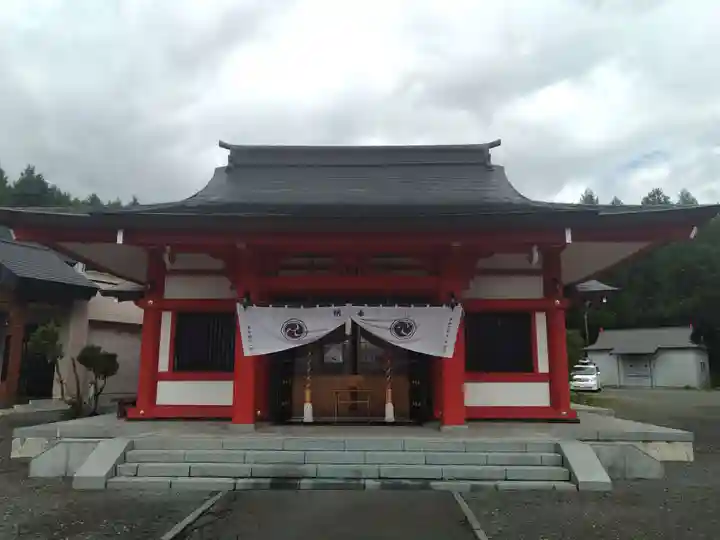 中富良野神社の本殿・本堂