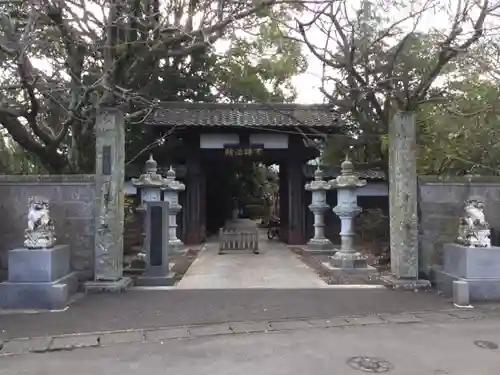 妙行寺の鳥居