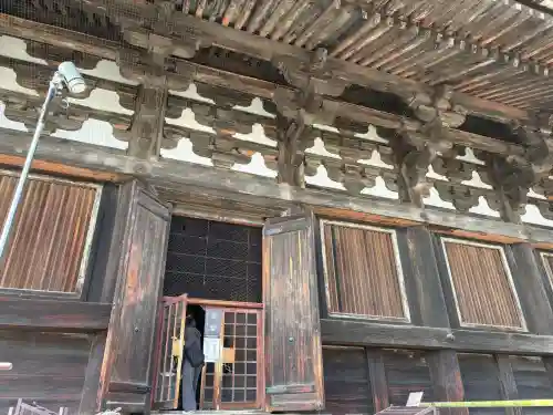東寺（教王護国寺）の{uncategorized: "未分類", other: "その他", undefined: "問題あり", building: "その他建物", grave: "お墓", sacred_gate: "鳥居", guardian: "狛犬", statue: "像", buddha: "仏像", history: "歴史", nature: "自然", garden: "庭園", animal: "動物", pagoda: "塔", temizu: "手水舎", mountain_gate: "山門・神門", sanctuary: "本殿・本堂", subordinate: "末社・摂社", art: "芸術", scenery: "景色", jizo: "地蔵", ema: "絵馬", goshuin: "御朱印", omikuji: "おみくじ", items: "授与品その他", amulet: "お守り", goshuincho: "御朱印帳", eats: "食事", festival: "お祭り", votive_dance: "神楽", shichigosan: "七五三参", wedding: "結婚式", experience: "体験その他", initially: "初詣", around: "周辺", anti_infection: "感染症対策"}