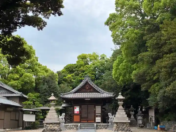 八幡社(渡内八幡社)の{uncategorized: "未分類", other: "その他", undefined: "問題あり", building: "その他建物", grave: "お墓", sacred_gate: "鳥居", guardian: "狛犬", statue: "像", buddha: "仏像", history: "歴史", nature: "自然", garden: "庭園", animal: "動物", pagoda: "塔", temizu: "手水舎", mountain_gate: "山門・神門", sanctuary: "本殿・本堂", subordinate: "末社・摂社", art: "芸術", scenery: "景色", jizo: "地蔵", ema: "絵馬", goshuin: "御朱印", omikuji: "おみくじ", items: "授与品その他", amulet: "お守り", goshuincho: "御朱印帳", eats: "食事", festival: "お祭り", votive_dance: "神楽", shichigosan: "七五三参", wedding: "結婚式", experience: "体験その他", initially: "初詣", around: "周辺", anti_infection: "感染症対策"}