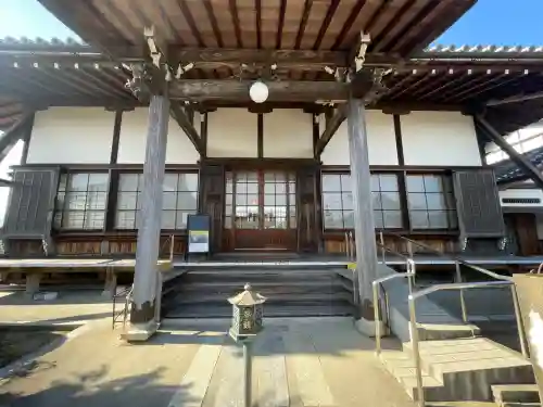 浄泉寺の{uncategorized: "未分類", other: "その他", undefined: "問題あり", building: "その他建物", grave: "お墓", sacred_gate: "鳥居", guardian: "狛犬", statue: "像", buddha: "仏像", history: "歴史", nature: "自然", garden: "庭園", animal: "動物", pagoda: "塔", temizu: "手水舎", mountain_gate: "山門・神門", sanctuary: "本殿・本堂", subordinate: "末社・摂社", art: "芸術", scenery: "景色", jizo: "地蔵", ema: "絵馬", goshuin: "御朱印", omikuji: "おみくじ", items: "授与品その他", amulet: "お守り", goshuincho: "御朱印帳", eats: "食事", festival: "お祭り", votive_dance: "神楽", shichigosan: "七五三参", wedding: "結婚式", experience: "体験その他", initially: "初詣", around: "周辺", anti_infection: "感染症対策"}