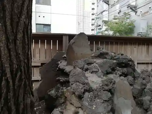 稲荷鬼王神社の末社・摂社