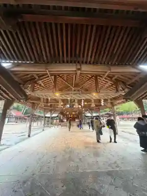 宗像大社の{uncategorized: "未分類", other: "その他", undefined: "問題あり", building: "その他建物", grave: "お墓", sacred_gate: "鳥居", guardian: "狛犬", statue: "像", buddha: "仏像", history: "歴史", nature: "自然", garden: "庭園", animal: "動物", pagoda: "塔", temizu: "手水舎", mountain_gate: "山門・神門", sanctuary: "本殿・本堂", subordinate: "末社・摂社", art: "芸術", scenery: "景色", jizo: "地蔵", ema: "絵馬", goshuin: "御朱印", omikuji: "おみくじ", items: "授与品その他", amulet: "お守り", goshuincho: "御朱印帳", eats: "食事", festival: "お祭り", votive_dance: "神楽", shichigosan: "七五三参", wedding: "結婚式", experience: "体験その他", initially: "初詣", around: "周辺", anti_infection: "感染症対策"}