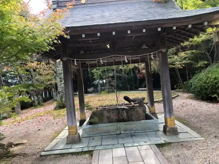 常宮神社の手水舎