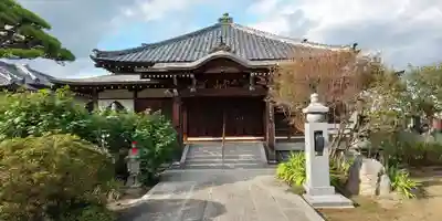 常楽寺の本殿・本堂