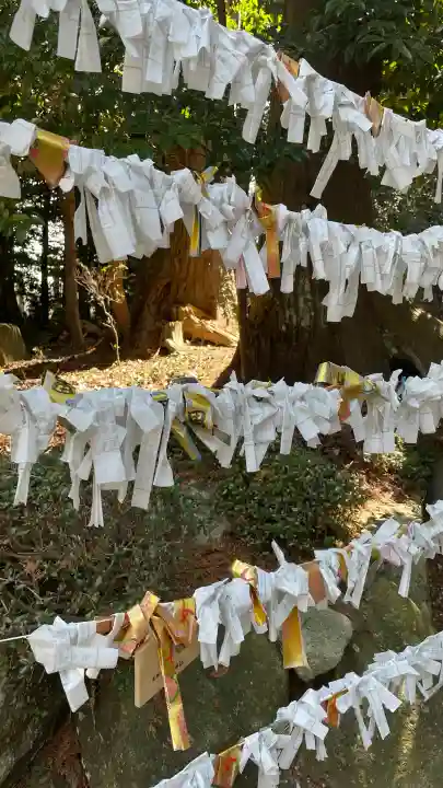 豊国神社の{uncategorized: "未分類", other: "その他", undefined: "問題あり", building: "その他建物", grave: "お墓", sacred_gate: "鳥居", guardian: "狛犬", statue: "像", buddha: "仏像", history: "歴史", nature: "自然", garden: "庭園", animal: "動物", pagoda: "塔", temizu: "手水舎", mountain_gate: "山門・神門", sanctuary: "本殿・本堂", subordinate: "末社・摂社", art: "芸術", scenery: "景色", jizo: "地蔵", ema: "絵馬", goshuin: "御朱印", omikuji: "おみくじ", items: "授与品その他", amulet: "お守り", goshuincho: "御朱印帳", eats: "食事", festival: "お祭り", votive_dance: "神楽", shichigosan: "七五三参", wedding: "結婚式", experience: "体験その他", initially: "初詣", around: "周辺", anti_infection: "感染症対策"}