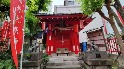 装束稲荷神社（王子稲荷神社境外摂社）の本殿・本堂
