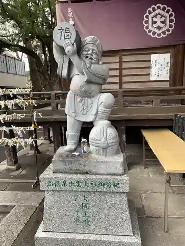 高崎神社の像