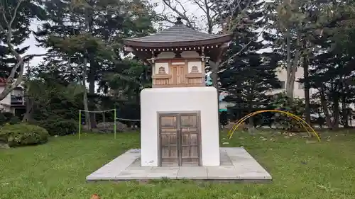 禅林寺の末社・摂社