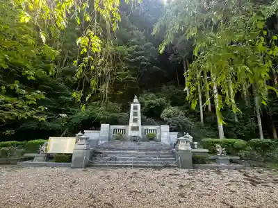 嚴島神社の{uncategorized: "未分類", other: "その他", undefined: "問題あり", building: "その他建物", grave: "お墓", sacred_gate: "鳥居", guardian: "狛犬", statue: "像", buddha: "仏像", history: "歴史", nature: "自然", garden: "庭園", animal: "動物", pagoda: "塔", temizu: "手水舎", mountain_gate: "山門・神門", sanctuary: "本殿・本堂", subordinate: "末社・摂社", art: "芸術", scenery: "景色", jizo: "地蔵", ema: "絵馬", goshuin: "御朱印", omikuji: "おみくじ", items: "授与品その他", amulet: "お守り", goshuincho: "御朱印帳", eats: "食事", festival: "お祭り", votive_dance: "神楽", shichigosan: "七五三参", wedding: "結婚式", experience: "体験その他", initially: "初詣", around: "周辺", anti_infection: "感染症対策"}