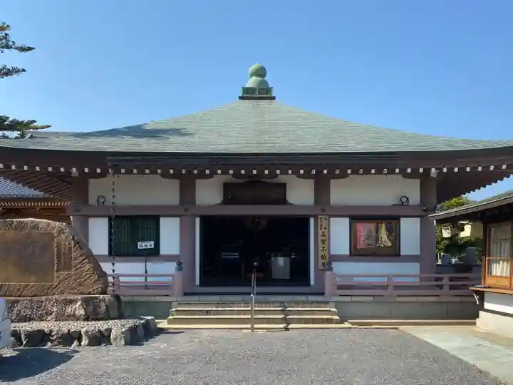 蓮華寺の本殿・本堂