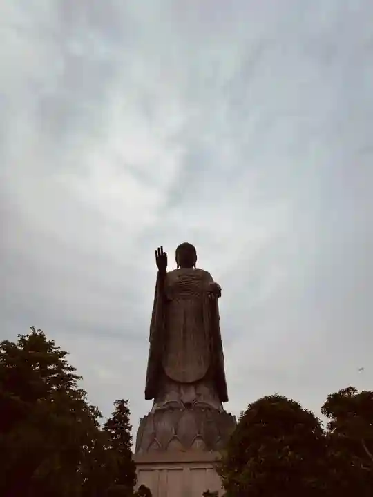 東本願寺本廟 牛久浄苑(牛久大仏)(茨城県)