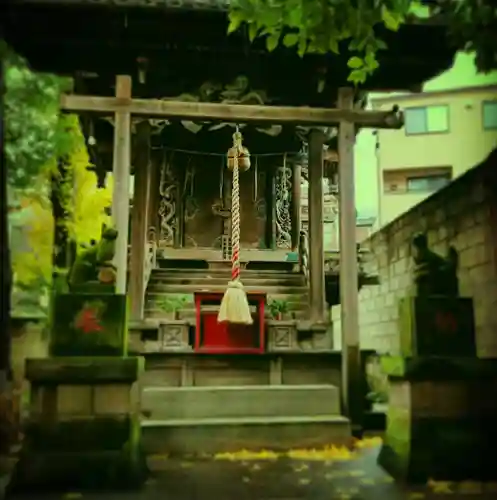 諏訪神社の末社