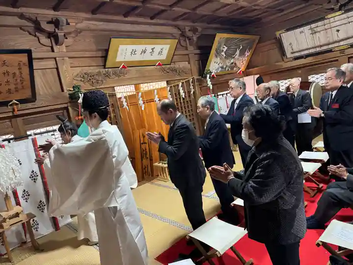 守りの神 藤基神社(新潟県)