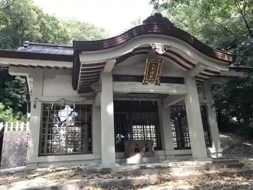 八事神社の本殿・本堂