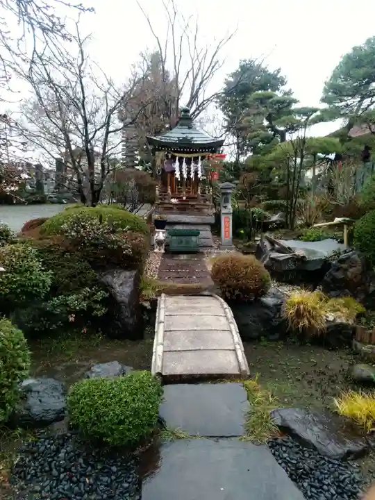 蓮朝寺の末社・摂社