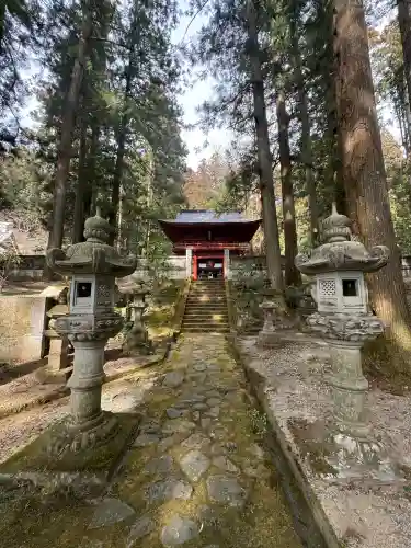 観音寺（寺山観音）の{uncategorized: "未分類", other: "その他", undefined: "問題あり", building: "その他建物", grave: "お墓", sacred_gate: "鳥居", guardian: "狛犬", statue: "像", buddha: "仏像", history: "歴史", nature: "自然", garden: "庭園", animal: "動物", pagoda: "塔", temizu: "手水舎", mountain_gate: "山門・神門", sanctuary: "本殿・本堂", subordinate: "末社・摂社", art: "芸術", scenery: "景色", jizo: "地蔵", ema: "絵馬", goshuin: "御朱印", omikuji: "おみくじ", items: "授与品その他", amulet: "お守り", goshuincho: "御朱印帳", eats: "食事", festival: "お祭り", votive_dance: "神楽", shichigosan: "七五三参", wedding: "結婚式", experience: "体験その他", initially: "初詣", around: "周辺", anti_infection: "感染症対策"}