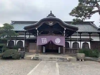 護国寺の本殿・本堂