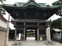 題経寺(柴又帝釈天)の山門・神門
