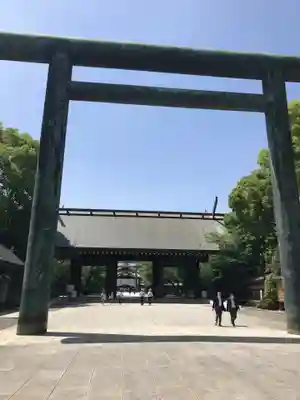 靖國神社の鳥居