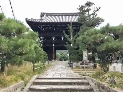小松谷 正林寺の山門・神門