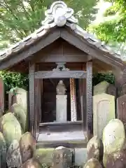 常満寺の末社