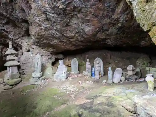 岩井堂（圓融寺境外観音堂）(埼玉県)