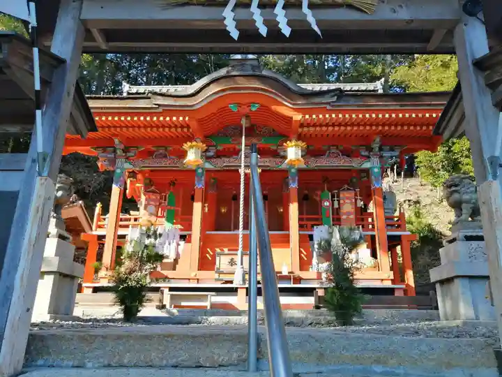 檜尾神社の本殿・本堂