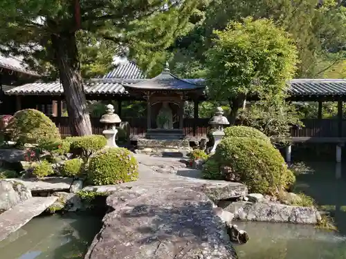 粉河寺の庭園