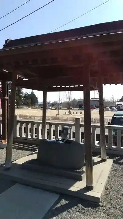 はね瀧道了尊の手水舎