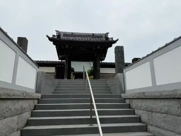 妙秀寺の{uncategorized: "未分類", other: "その他", undefined: "問題あり", building: "その他建物", grave: "お墓", sacred_gate: "鳥居", guardian: "狛犬", statue: "像", buddha: "仏像", history: "歴史", nature: "自然", garden: "庭園", animal: "動物", pagoda: "塔", temizu: "手水舎", mountain_gate: "山門・神門", sanctuary: "本殿・本堂", subordinate: "末社・摂社", art: "芸術", scenery: "景色", jizo: "地蔵", ema: "絵馬", goshuin: "御朱印", omikuji: "おみくじ", items: "授与品その他", amulet: "お守り", goshuincho: "御朱印帳", eats: "食事", festival: "お祭り", votive_dance: "神楽", shichigosan: "七五三参", wedding: "結婚式", experience: "体験その他", initially: "初詣", around: "周辺", anti_infection: "感染症対策"}