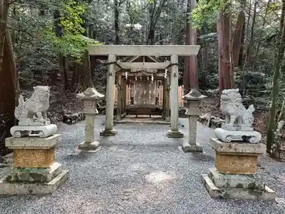 丹生神社の狛犬